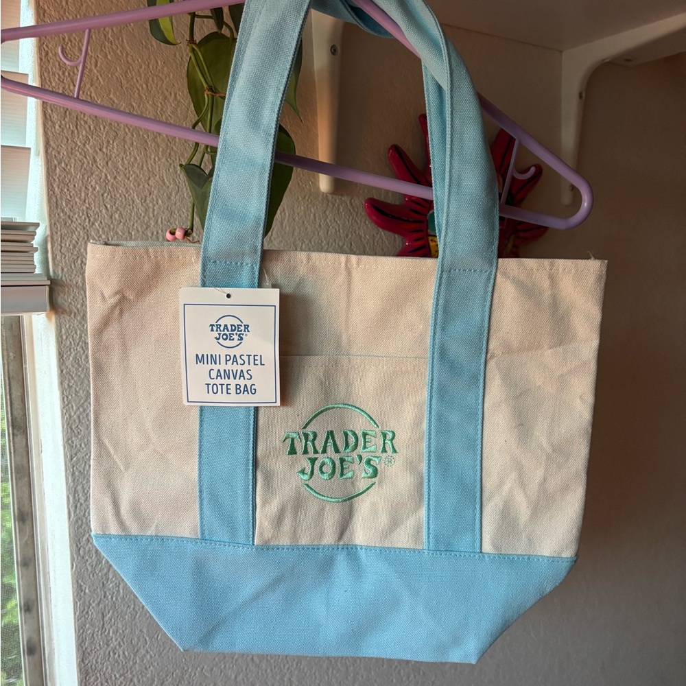 Trader Joe’s tote